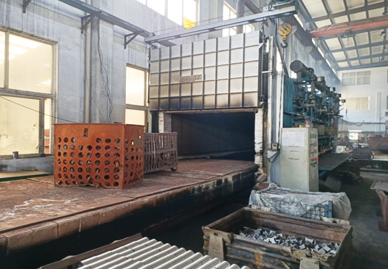 台车式热处理炉3台