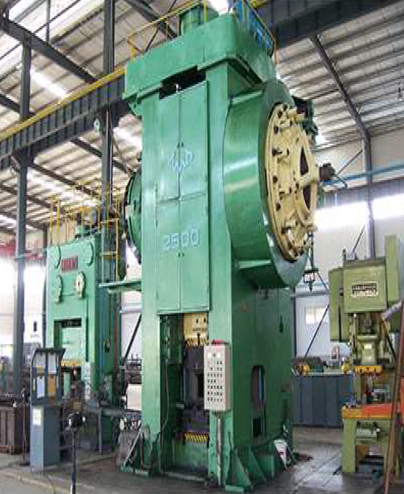 3150，2500吨热模 锻压力机各一台（德国俄罗斯）